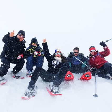 Cim amb raquetes de neu